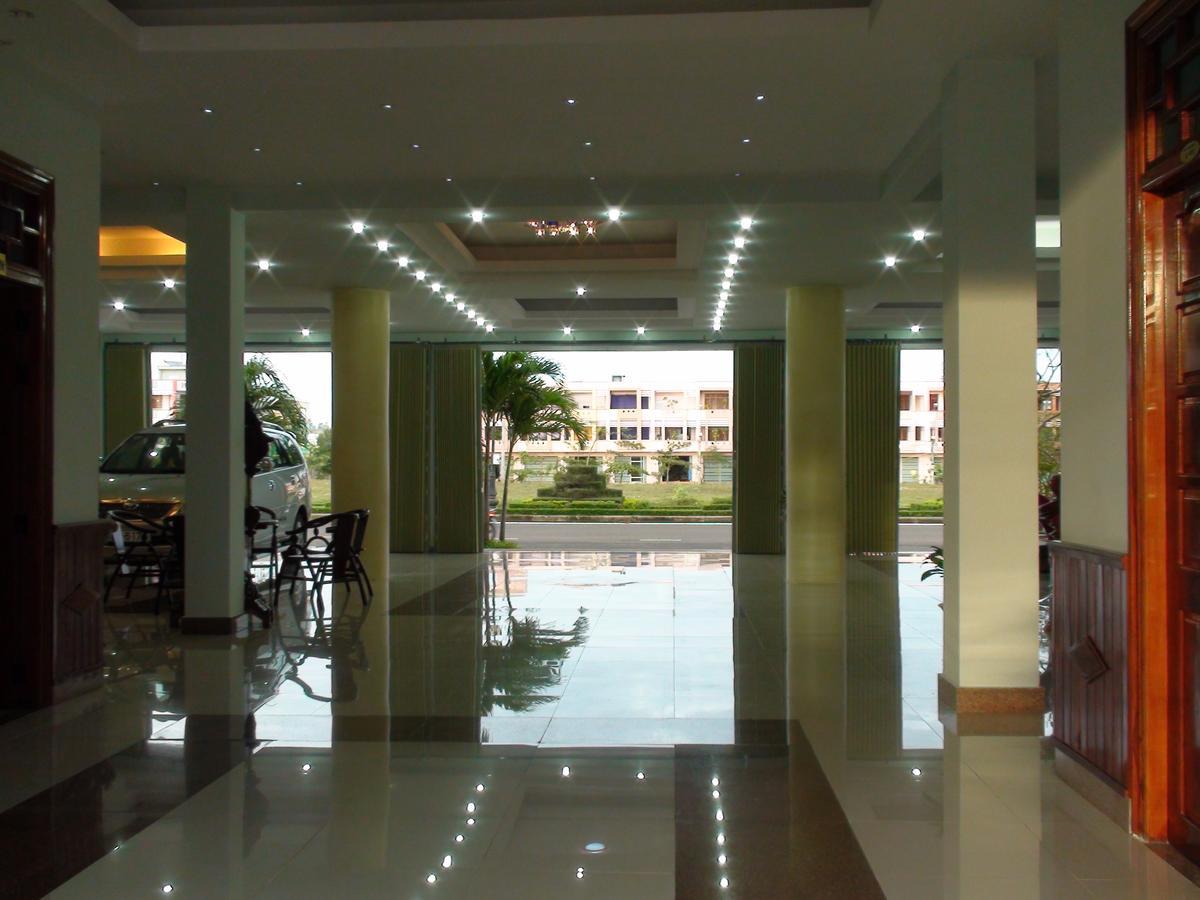 Thy Hung Hotel Tuy Hoa Exteriör bild